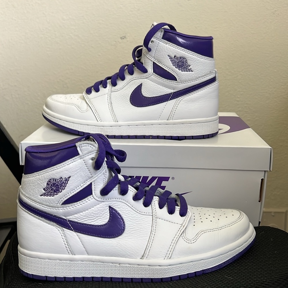 Women’s air Jordan 1 high OG white/court purple